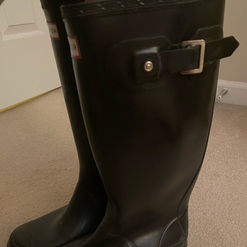 Hunter Boots - Picture 2 of 5